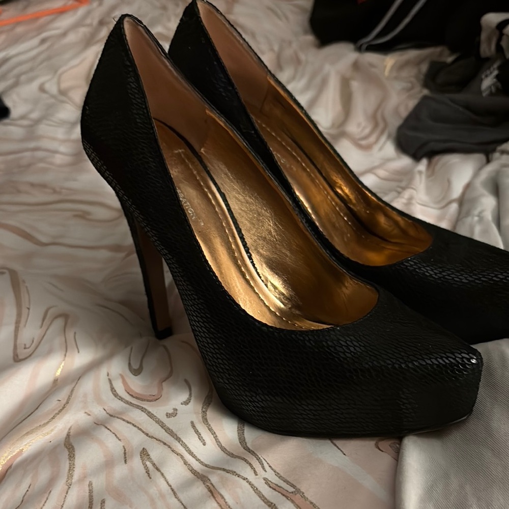 BCBGeneration Black High Heels with Elegant Peep-Toe
